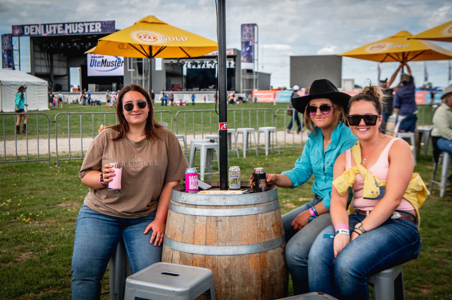 PHOTOS - Deni Ute Muster